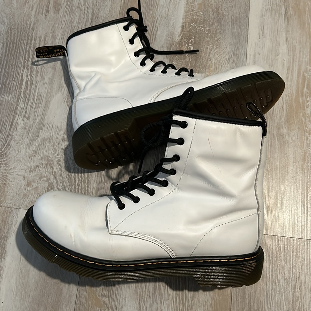 Doc Martens - Picture 5 of 6